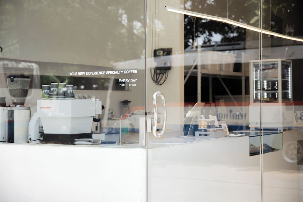 Фото Hao Hotel Phuket