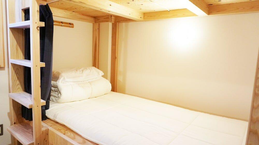 Фото Poly Hostel 2 Namba