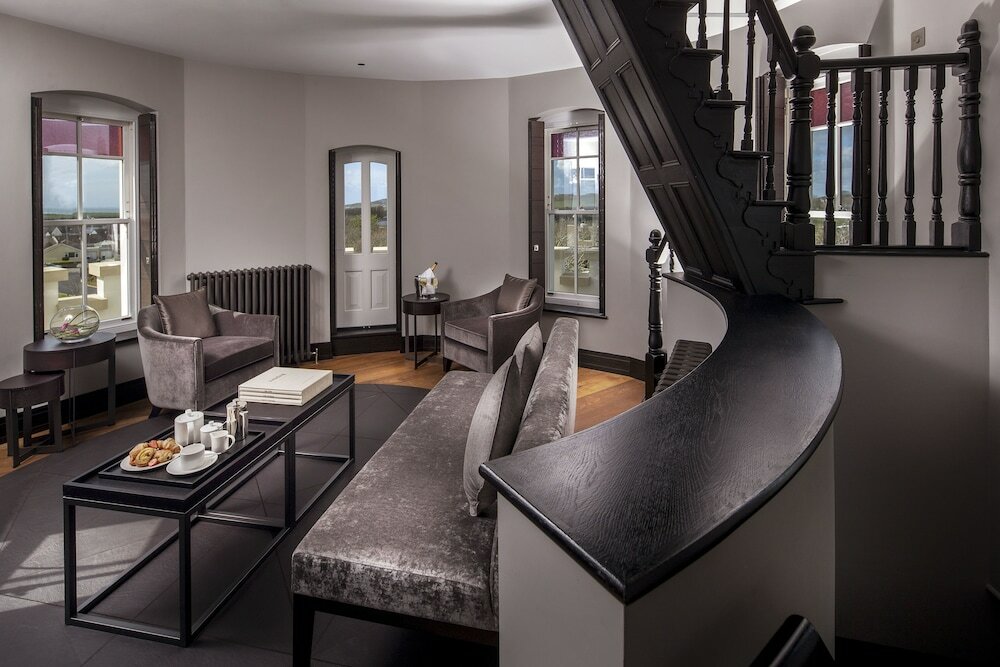 Фото Twr Y Felin Hotel