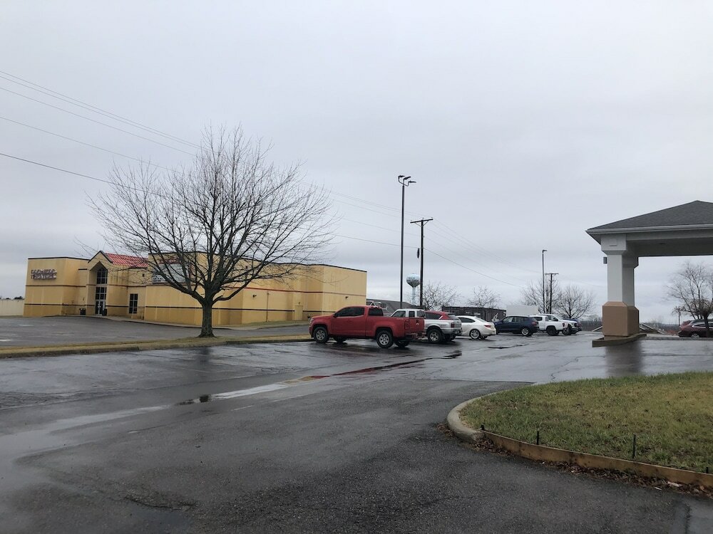 Фото Holiday Inn Express Mt Vernon, an Ihg Hotel