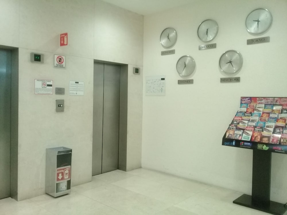 Фото We Hotel Aeropuerto