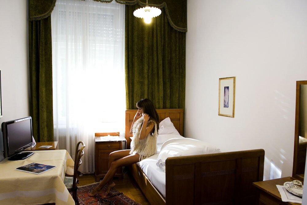 Фото Hotel Westend