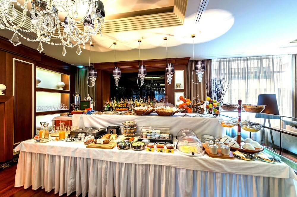 Фото Hotel Century Geneve