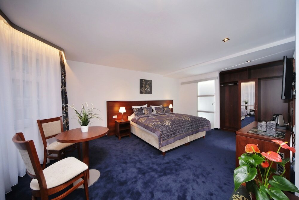 Фото Hotel Central 1920