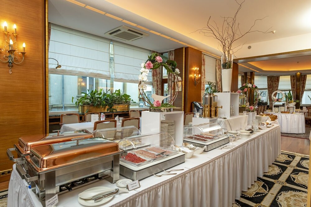 Фото Grand Hotel Cravat