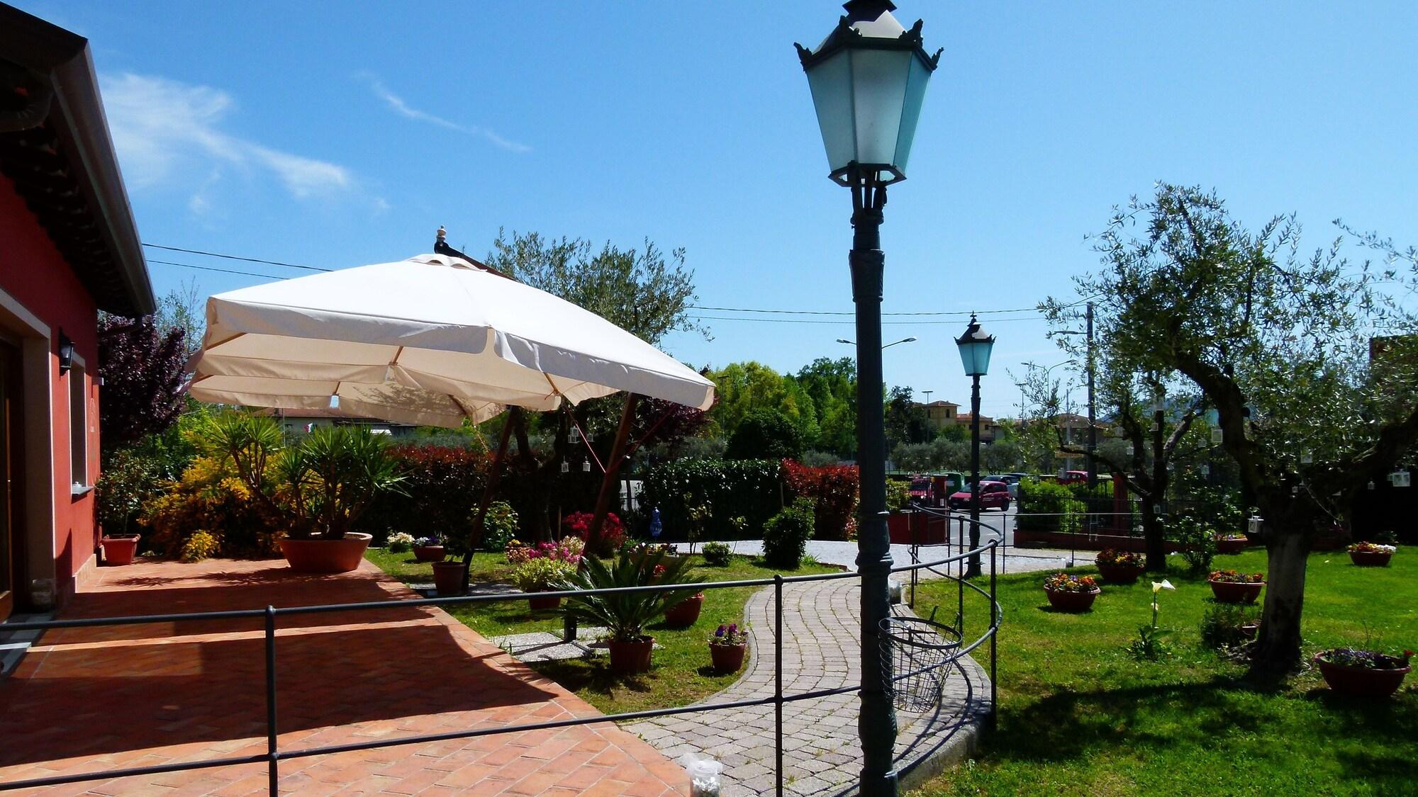 Фото Albergo Ristorante Ama La Luna