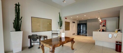 Внешний вид отеля Hotel Lux Modena в Модене, фото 5