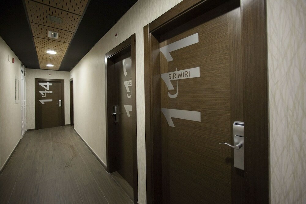 Фото Hotel Sirimiri