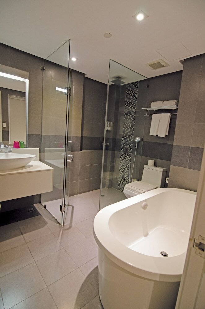 Фото The Oriental Legazpi