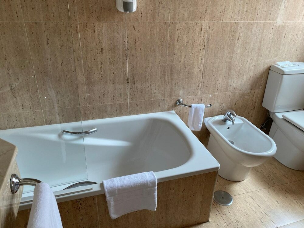 Фото Hotel Duerming Longoria Plaza