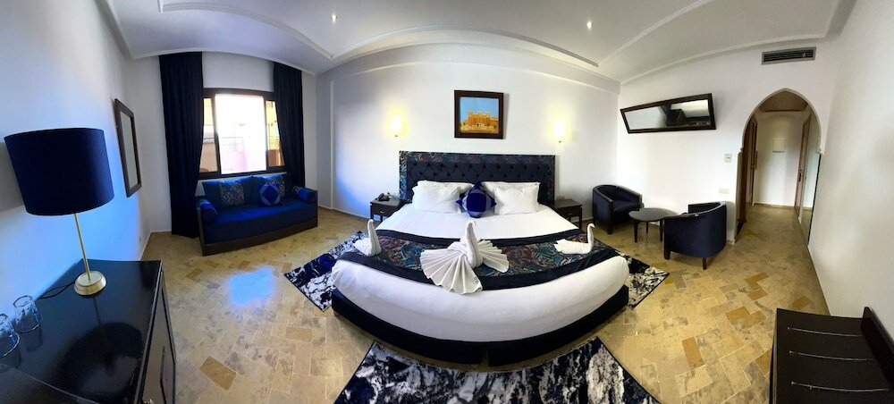 Фото Les Trois Palmiers