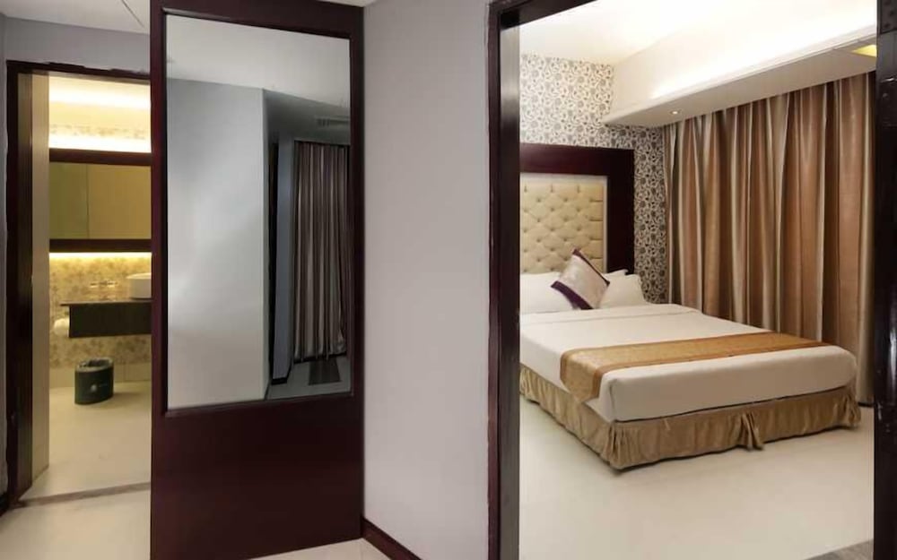 Фото Hotel The Cox Today