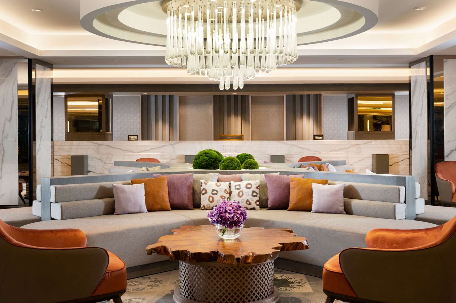 Фото DoubleTree by Hilton Surabaya