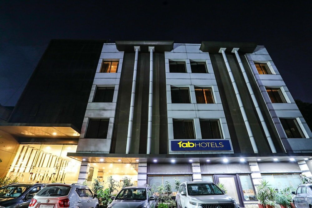 Фото Hotel Mahendra