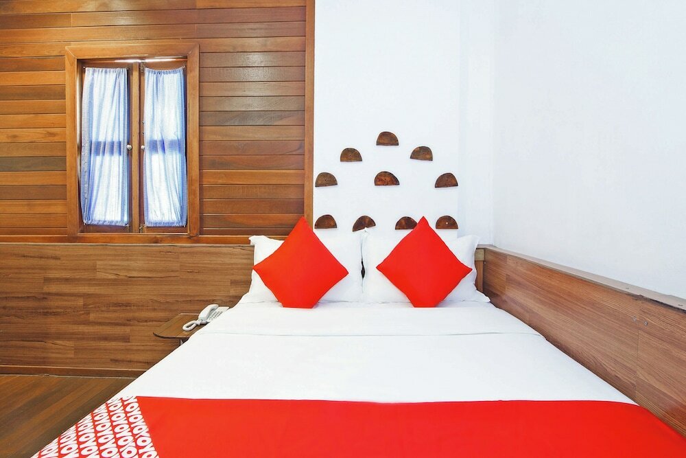 Фото Oyo 210 Hotel Five 2