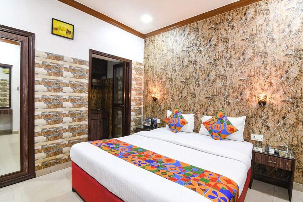Фото Hotel Diamond Suites