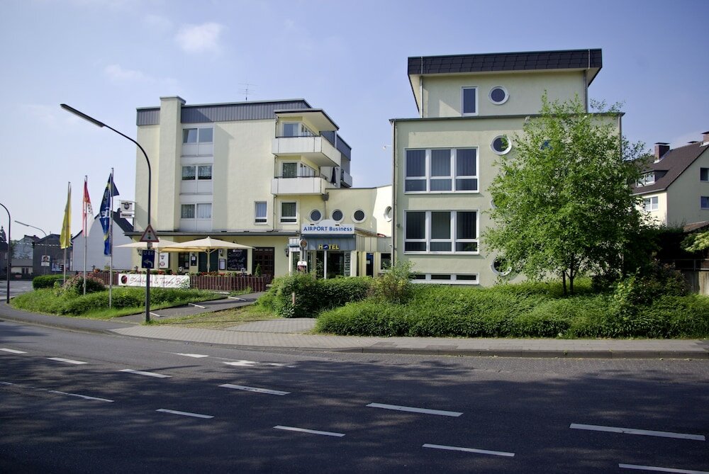 Фото Airport Businesshotel Koeln
