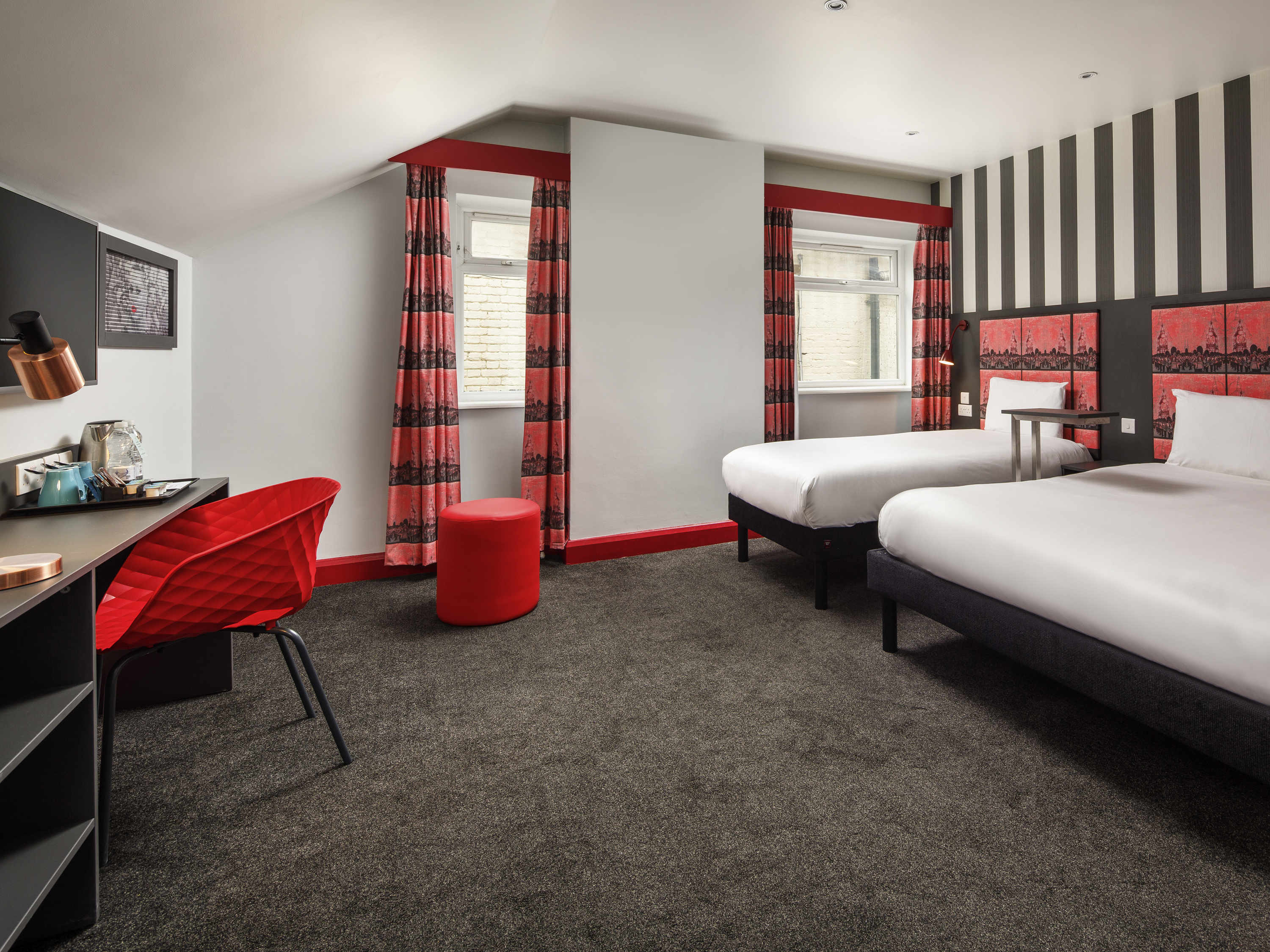 Фото Ibis Styles London Croydon