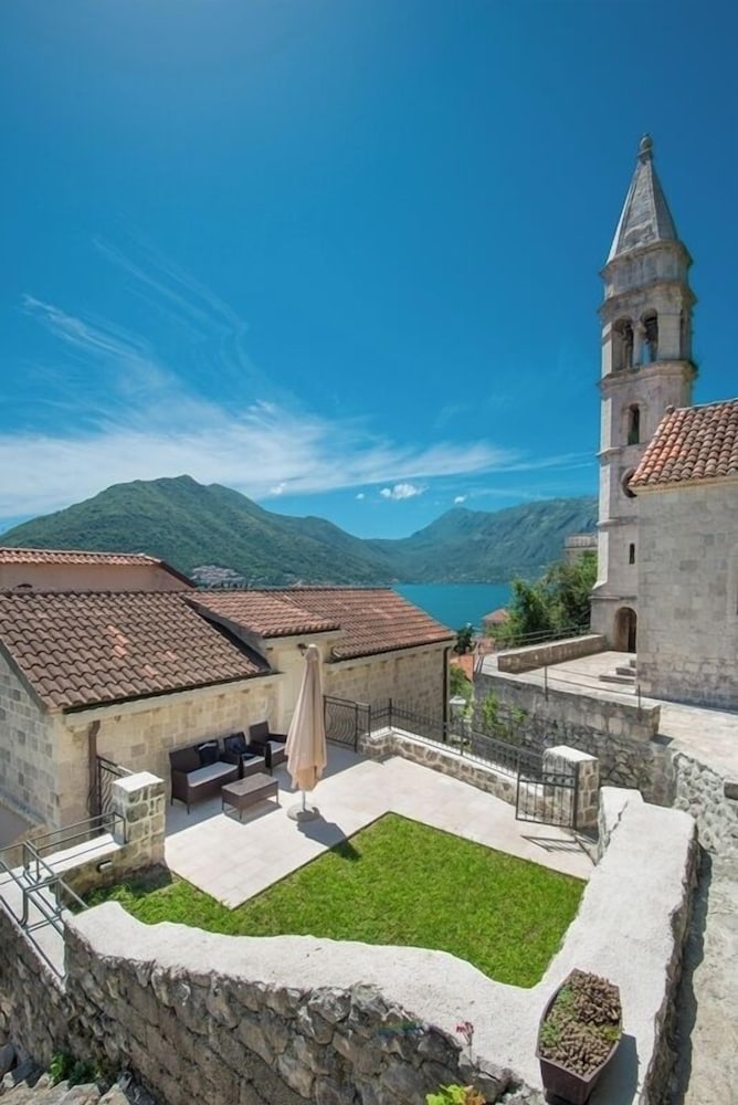 Фото Conte Hotel