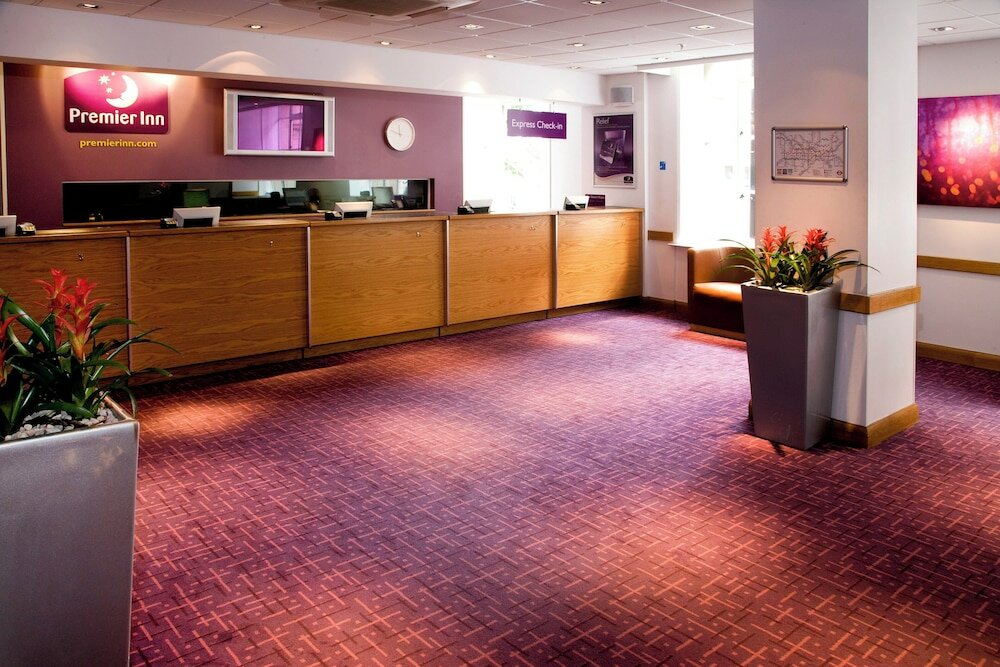Фото Premier Inn London County Hall