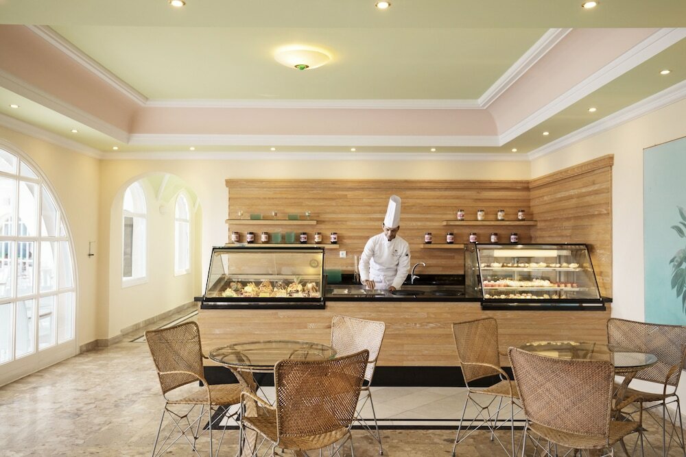 Фото Mitsis Family Village