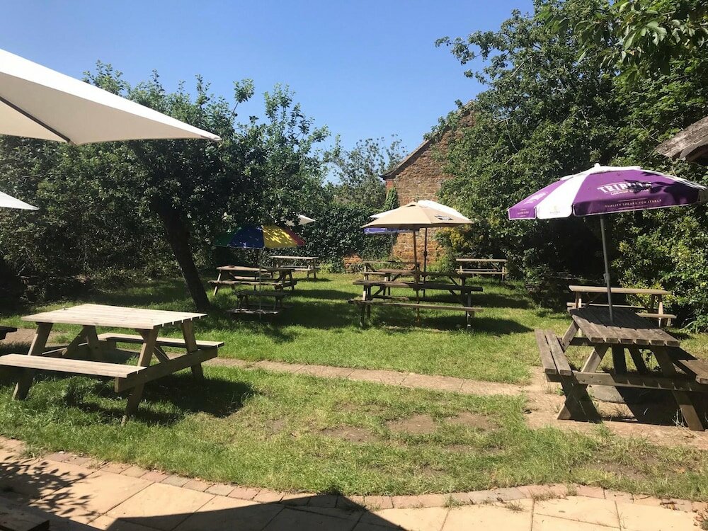 Фото Oyo Unicorn Inn