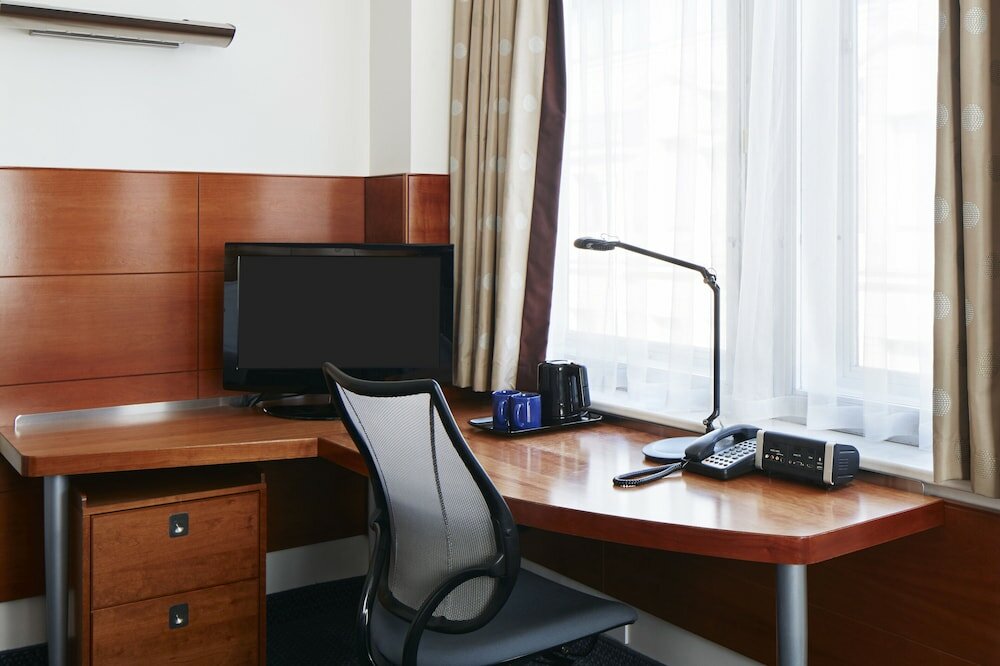Фото Club Quarters Hotel St. Pauls