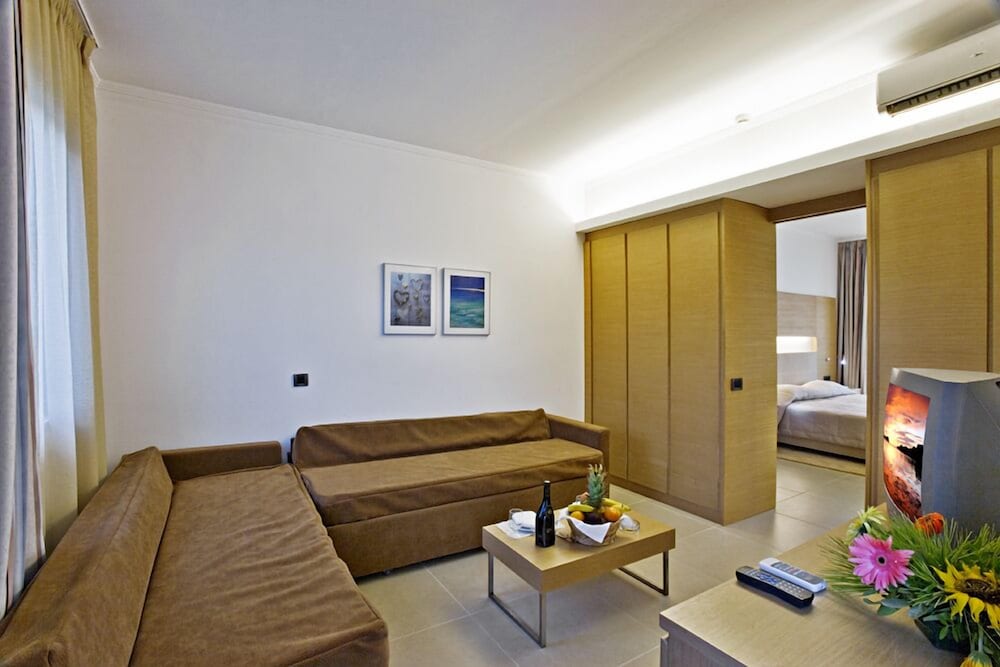 Фото Caravia Beach Hotel & Bungalows - All Inclusive