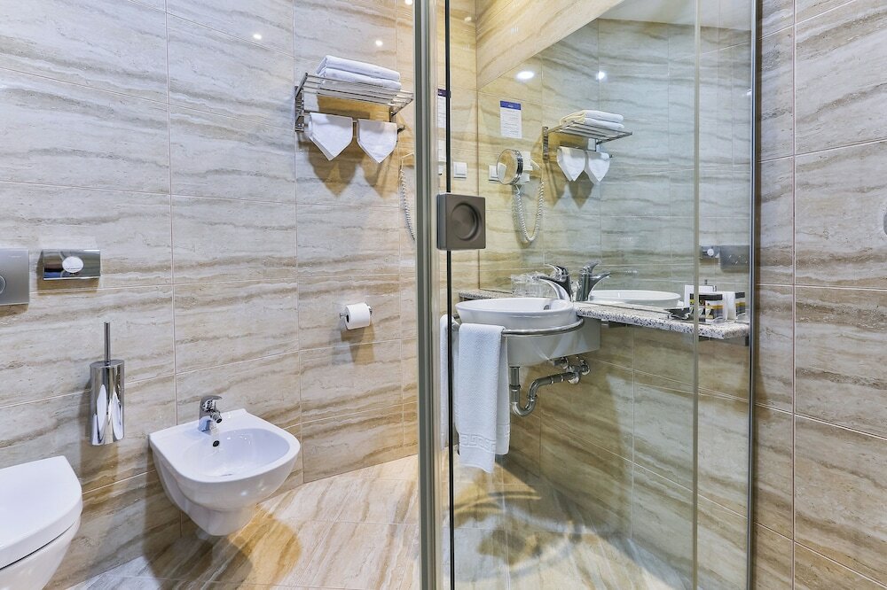 Фото Kings Park Hotel