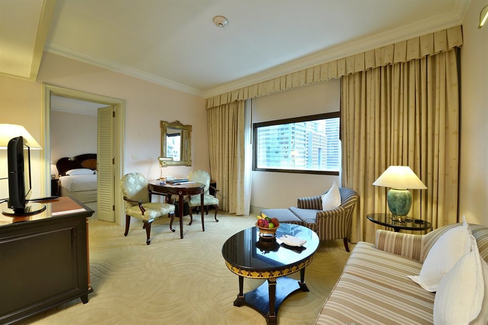 Фото Evergreen Laurel Hotel Sathorn Bangkok