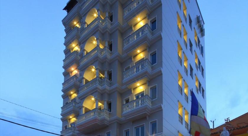 Фото Hung Cuong Hotel