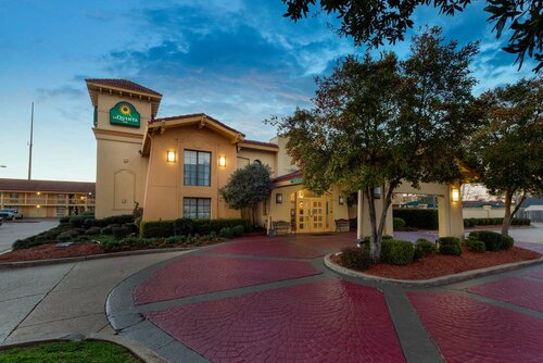 Гостиница La Quinta Inn by Wyndham Bossier City в Бошьер Сити