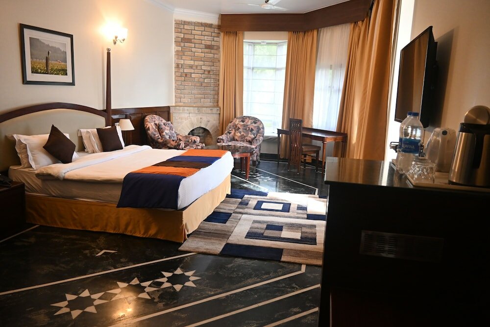 Фото WelcomHeritage Taragarh Palace