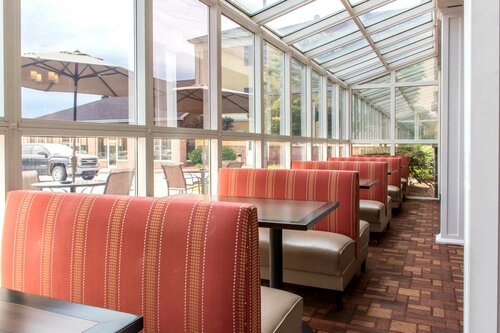 Гостиница Comfort Suites Scranton near Montage Mountain в Скрантоне