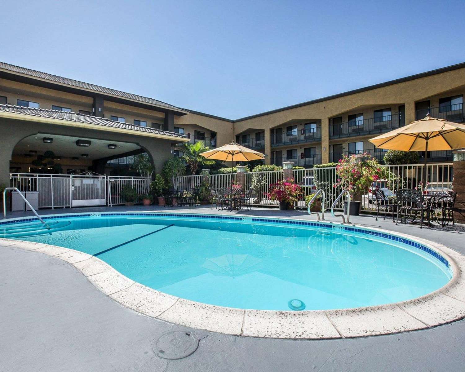 Фото Quality Inn Ontario Airport Convention Center