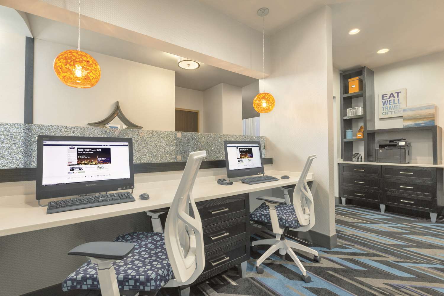 Фото Hampton Inn & Suites Herndon-Reston