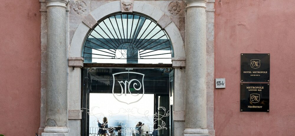 Фото Metropole Maison D'Hotes