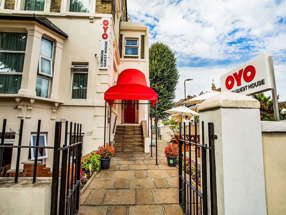 Фото Oyo London Guest House