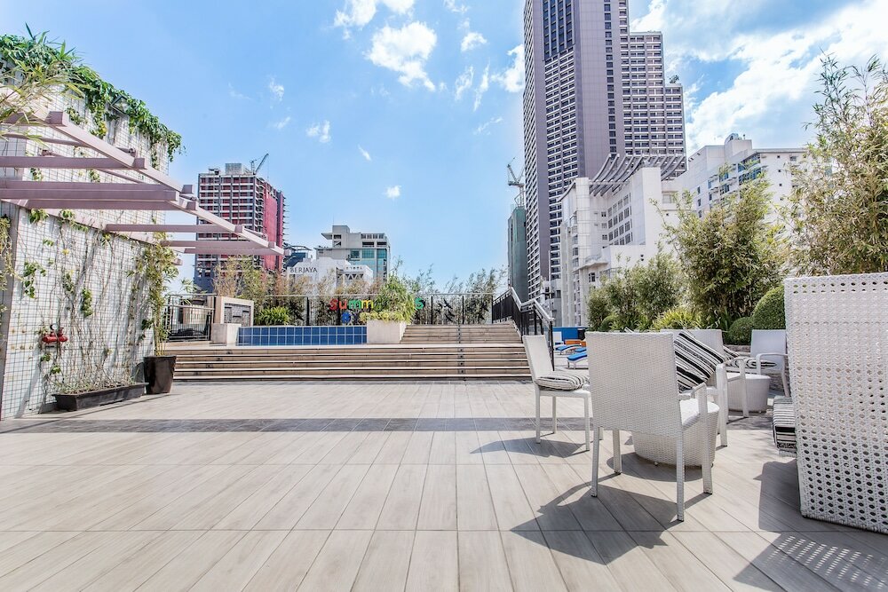 Фото Y2 Residence Hotel