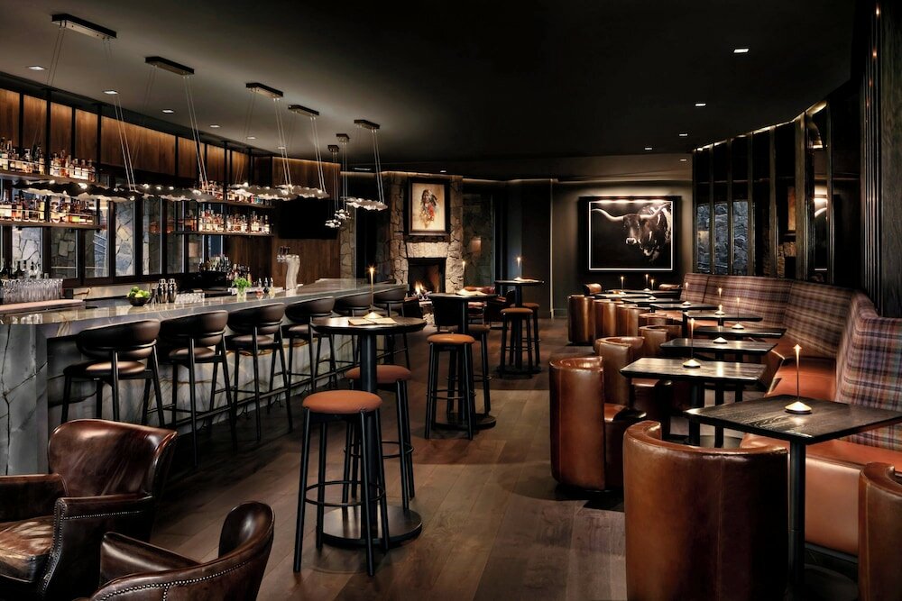 Фото Grand Bohemian Lodge Greenville Autograph Collection