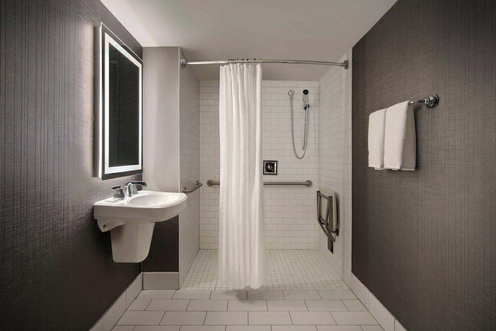 Фото Sheraton Philadelphia Downtown