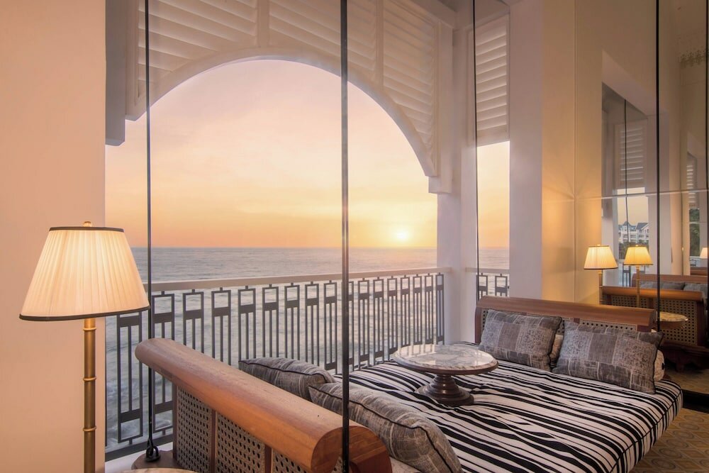 Фото Jw Marriott Phu Quoc Emerald Bay Resort & SPA