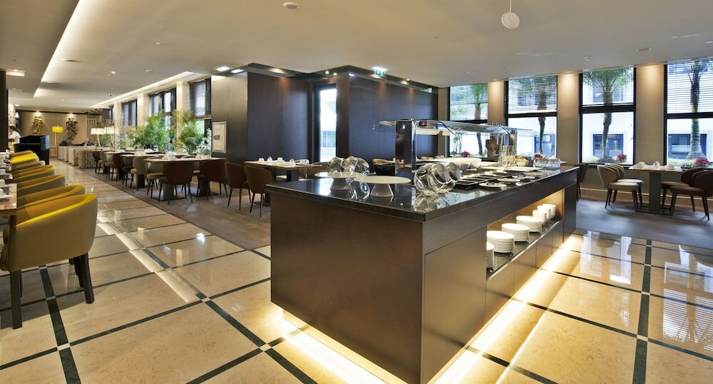 Фото Turim Marques Hotel