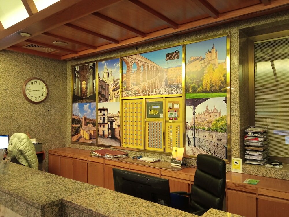 Фото Hotel Ele Acueducto
