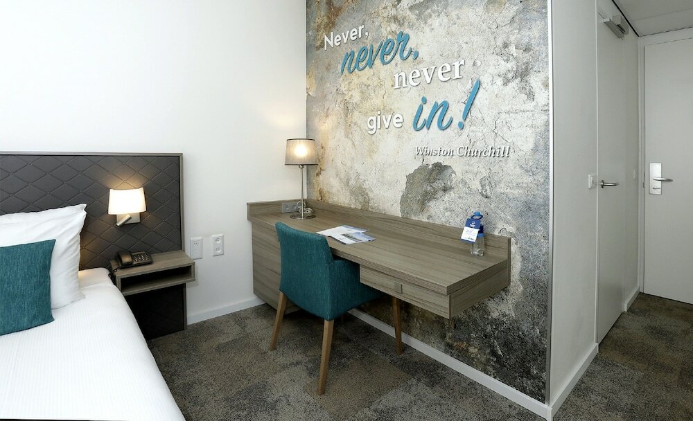 Фото Churchill hotel Terneuzen