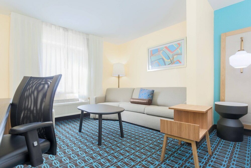 Фото Fairfield Inn & Suites Houston Humble