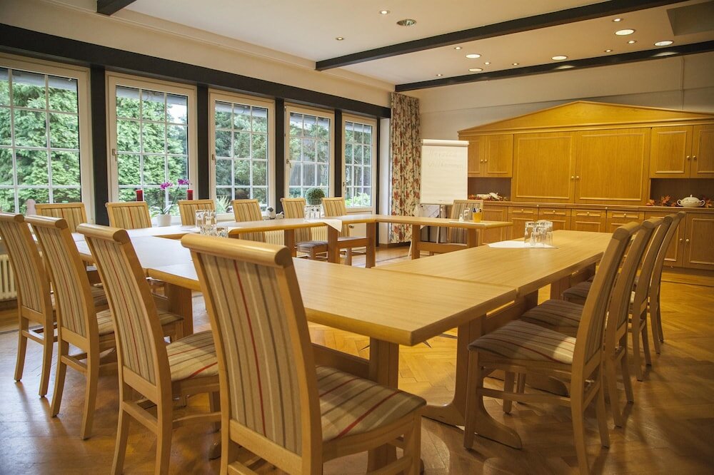 Фото Akzent Hotel Gut Hoeing