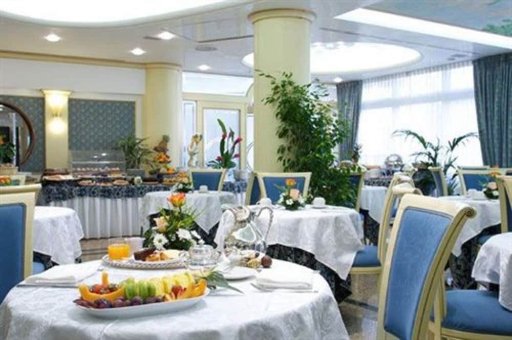 Фото Hotel Bristol