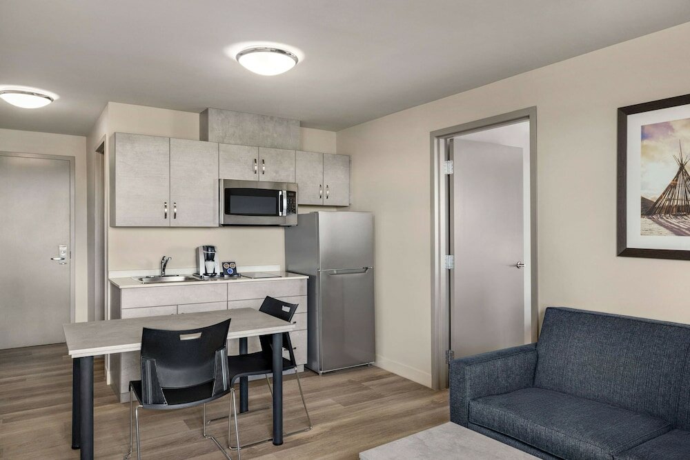 Фото Microtel Inn & Suites Montreal Airport - Dorval Qc