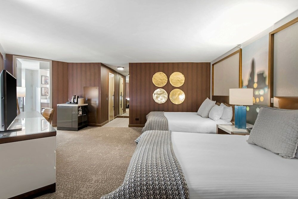 Фото Omni Charlotte Hotel